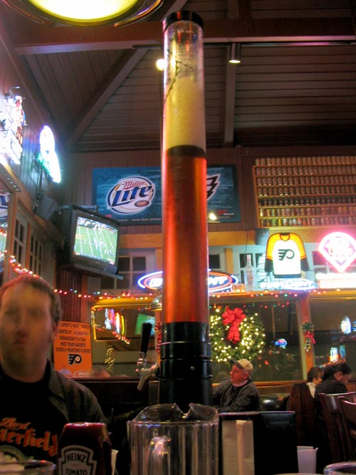 Beer Tower, Chickie's and Pete's, 11000 Roosevelt Boulevard, Boulevard Plaza, Northeast Philadelphia