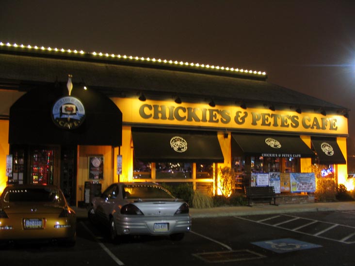 Chickie's and Pete's, 11000 Roosevelt Boulevard, Boulevard Plaza, Northeast Philadelphia
