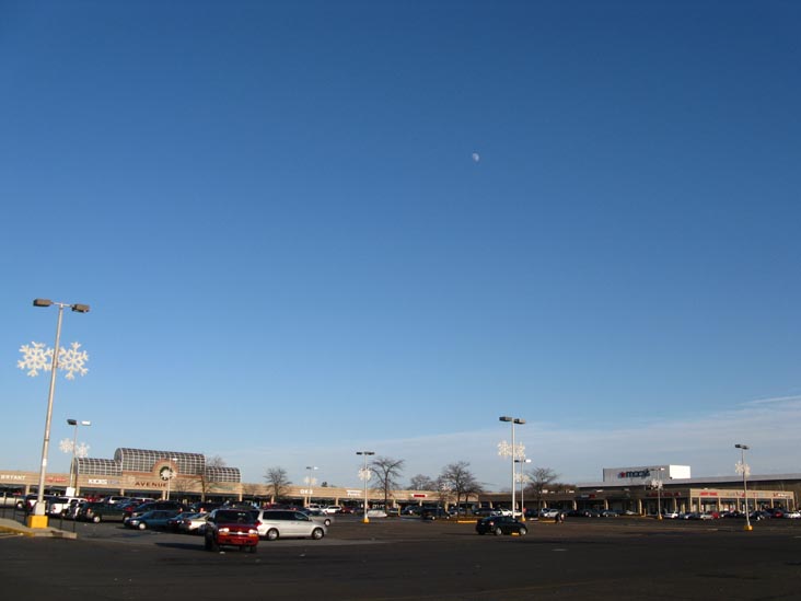 Roosevelt Mall, Cottman Avenue, Northeast Philadelphia, December 27, 2009