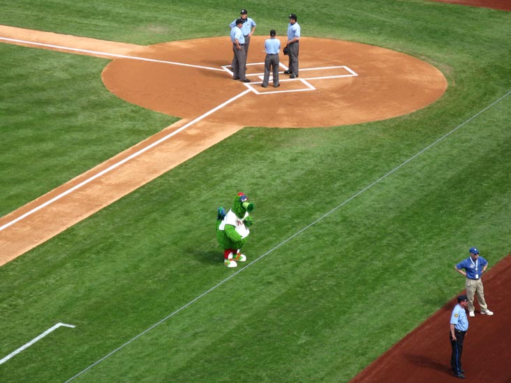 Phillie Phanatic From Section 331, Philadelphia Phillies vs. Atlanta Braves, Citizens Bank Park, Philadelphia, Pennsylvania, May 9, 2009