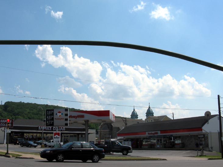 Turkey Hill Minit Market, 130 East 5th Street, Mt. Carmel, Pennsylvania
