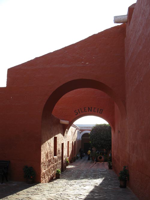 First Courtyard, Monasterio de Santa Catalina/Santa Catalina Monastery, Arequipa, Peru