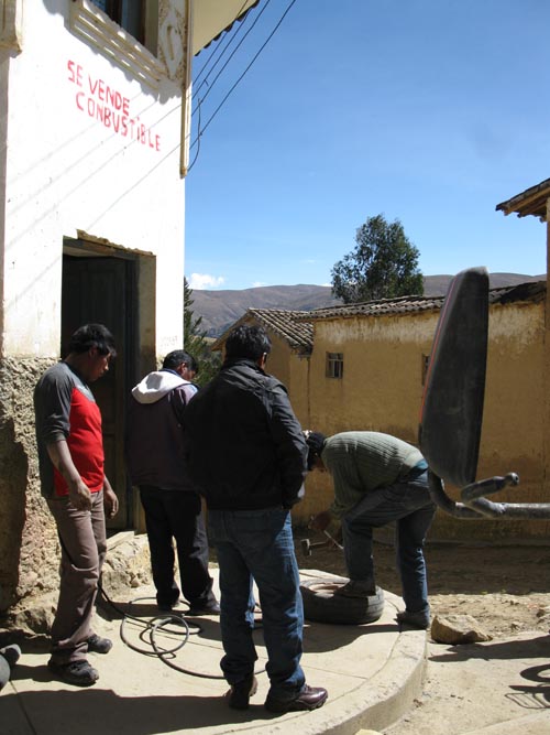 Llanteria/Tire Shop, Colquepata, Cusco Region, Peru, July 15, 2010, 10:38 a.m.