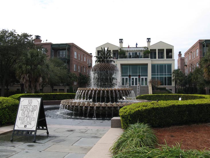 Pineapple Fountain, Waterfront Park, Charleston, South Carolina