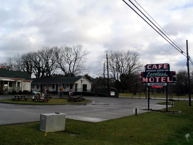 Loveless Cafe, 8400 Highway 100, Nashville, Tennessee