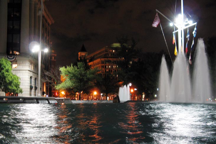 United States Navy Memorial, 7th Street NW and Pennsylvania Avenue NW, Washington, D.C.