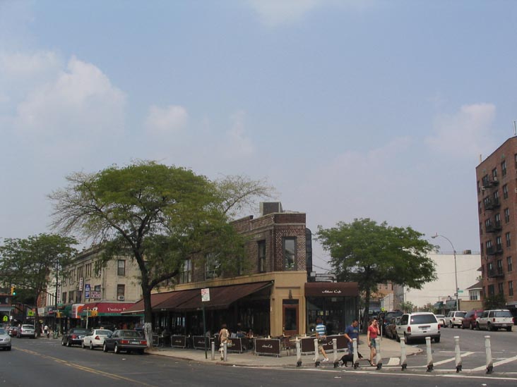 Newtown Avenue and 30th Avenue, NW Corner, Astoria, Queens, August 14, 2005