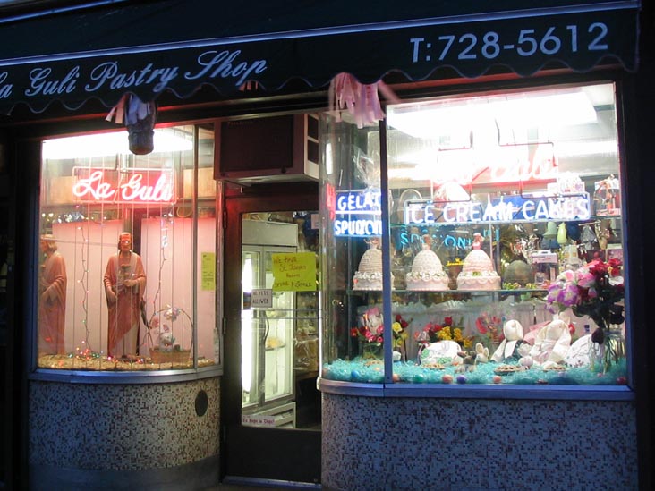 La Guli Pastry Shop, 29-15 Ditmars Boulevard, Astoria, Queens, March 23, 2004