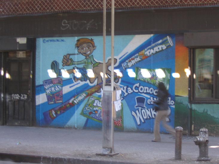 Mural, Roosevelt Avenue, Corona, Queens