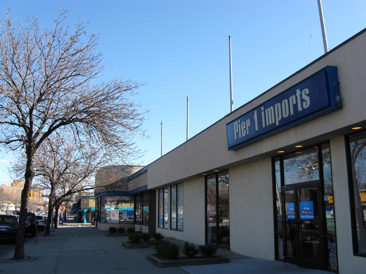 Pier 1 Imports, 191-30 Northern Boulevard, Auburndale, Flushing, Queens