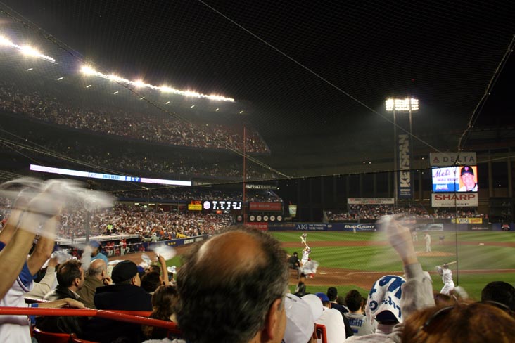 Rally Towels, New York Mets vs. Philadelphia Phillies, Shea Stadium, Flushing Meadows Corona Park, Queens, April 10, 2008