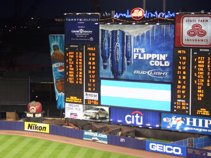 Home Run Apple, Scoreboard, New York Mets vs. Philadelphia Phillies, Shea Stadium, Flushing Meadows Corona Park, Queens, June 7, 2007