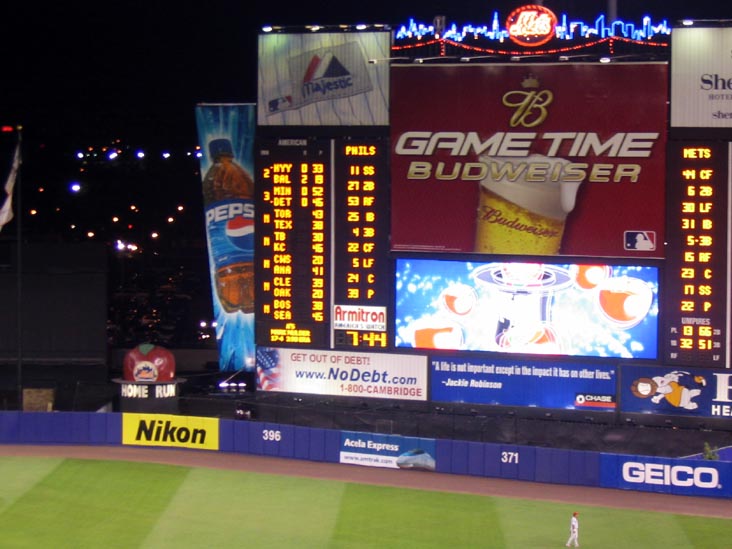 Scoreboard, Home Run Apple, Shea Stadium, Flushing Meadows Corona Park, Queens, September 10, 2004