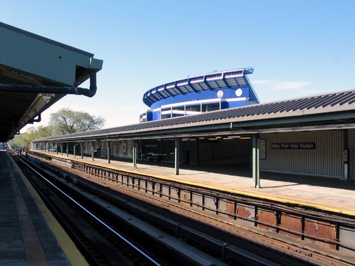 Willets Point-Shea Stadium 7 Train Station, Flushing Meadows Corona Park, Queens