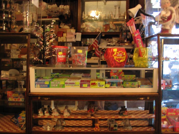 Eddie's Sweet Shop, 105-29 Metropolitan Avenue, Forest Hills, Queens