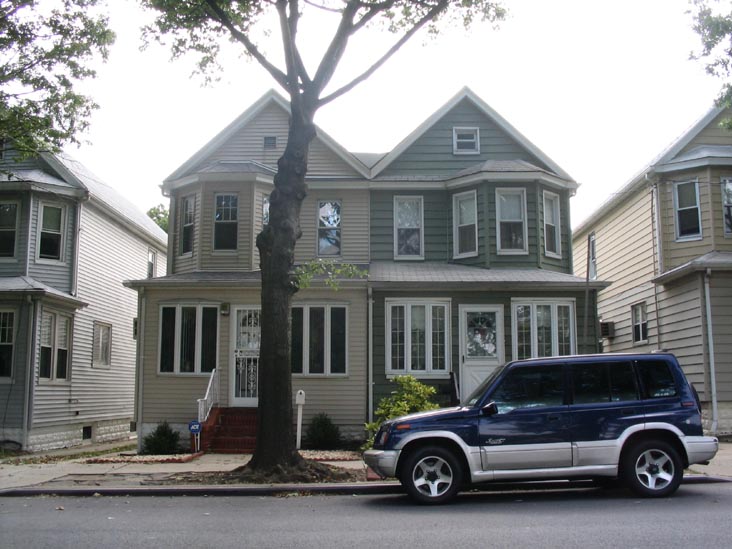 House Featured in 
      "All in the Family" Opening Credits, 89-70 Cooper Avenue (Green 
      House on Right), Glendale, Queens