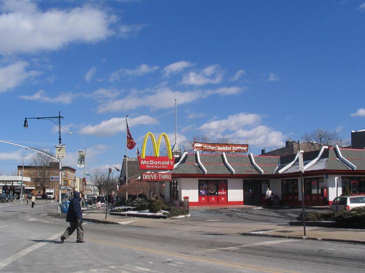 McDonald's, 70-02 Cooper Avenue, Glendale Veterans Triangle, Glendale, Queens
