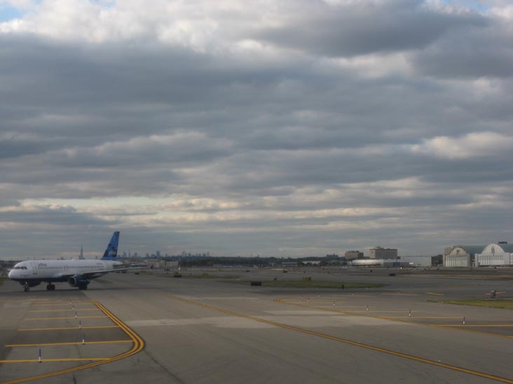 Tarmac, John F. Kennedy International Airport, Queens, New York, November 6, 2009