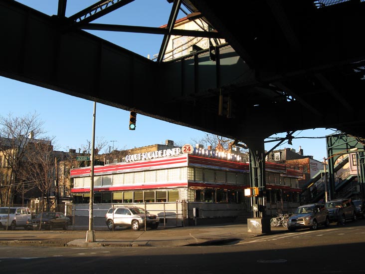 Court Square Diner, 45-30 23rd Street, Long Island City, Queens, December 16, 2009