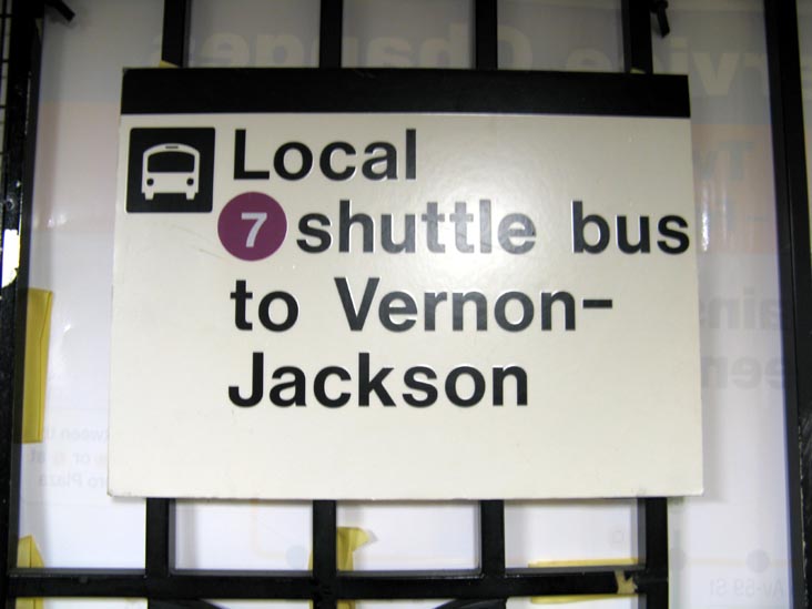 Shuttle Bus Notice, Vernon Boulevard-Jackson Avenue 7 Train Station, Hunters Point, Long Island City, Queens, February 8, 2009