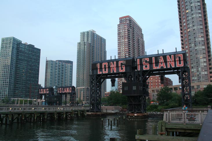 Gantry Plaza State Park, Hunters Point, Long Island City, Queens, July 18, 2007