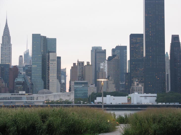 North Recreation and Interpretive Area, Gantry Plaza State Park, Hunters Point, Long Island City, Queens, September 8, 2009