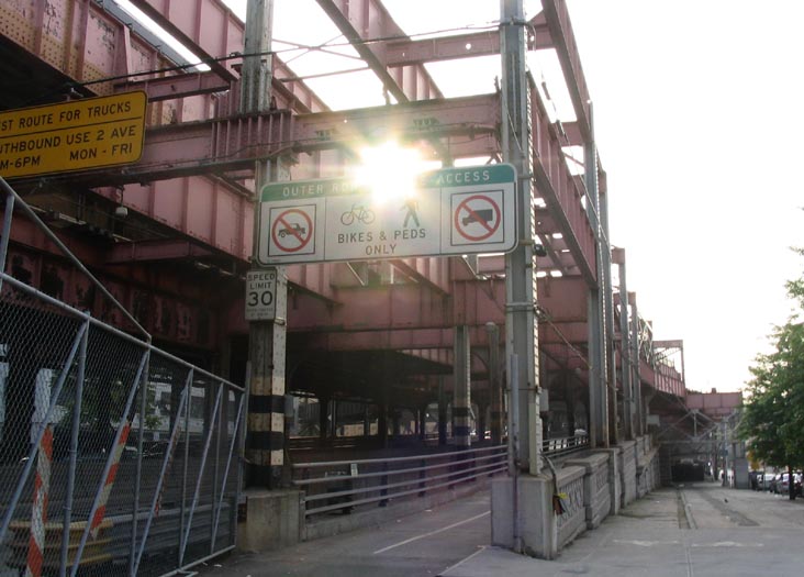 Queensboro Bridge Walkway Entrance, Queens Side