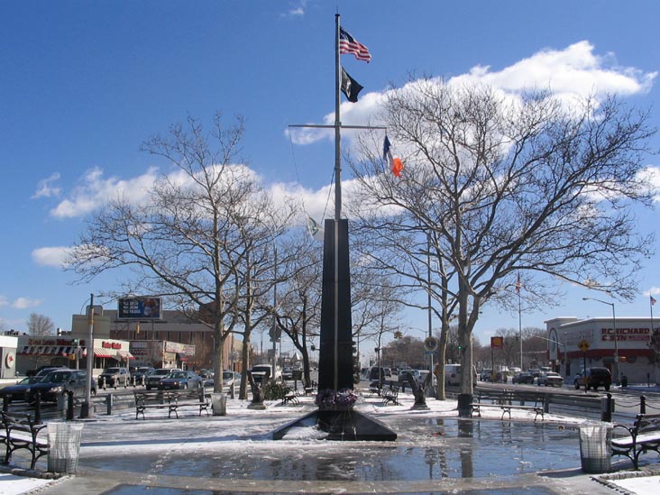War Memorial, Sunnyside Veterans Triangle, Sunnyside, Queens