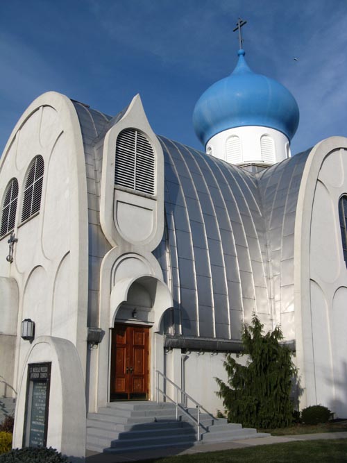 St. Nicholas Russian Orthodox Church, 14-65 Clintonville Street, Whitestone, Queens