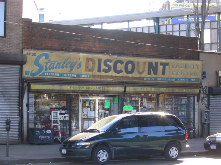 Stanley's Discount, 61-32 Roosevelt Avenue, Woodside, Queens