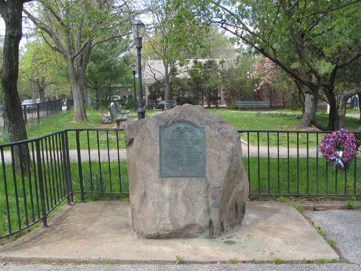War Memorial, Annadale Green, Annadale, Staten Island