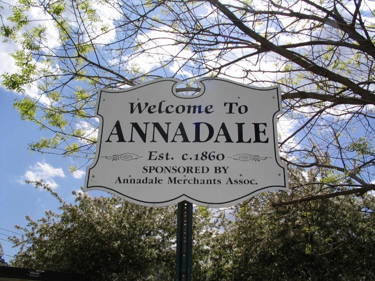 Annadale Merchants Association Welcome To Annadale Sign, Annadale Green, Annadale, Staten Island