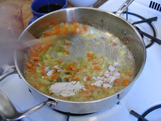 Sauce Espagnole: Mixing in the Flour