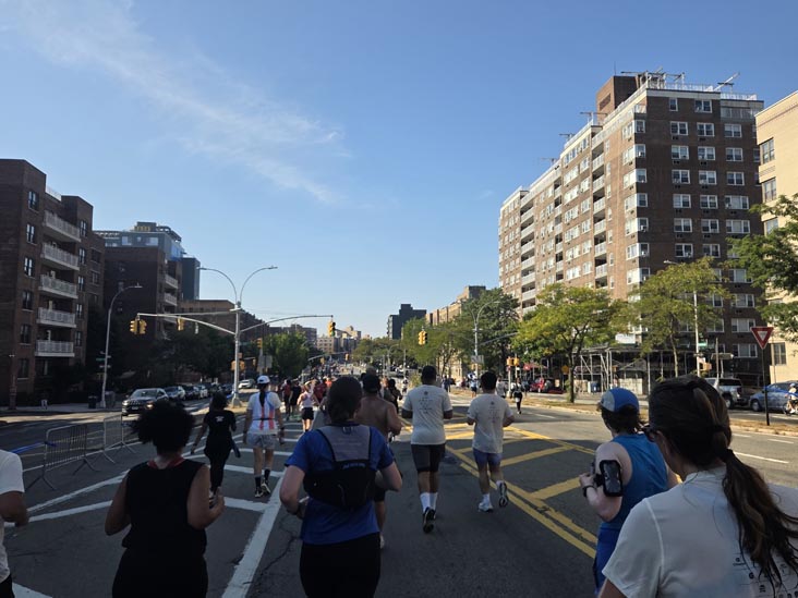 NYRR Bronx 10 Mile, Grand Concourse at East 205th Street, The Bronx, September 14, 2025