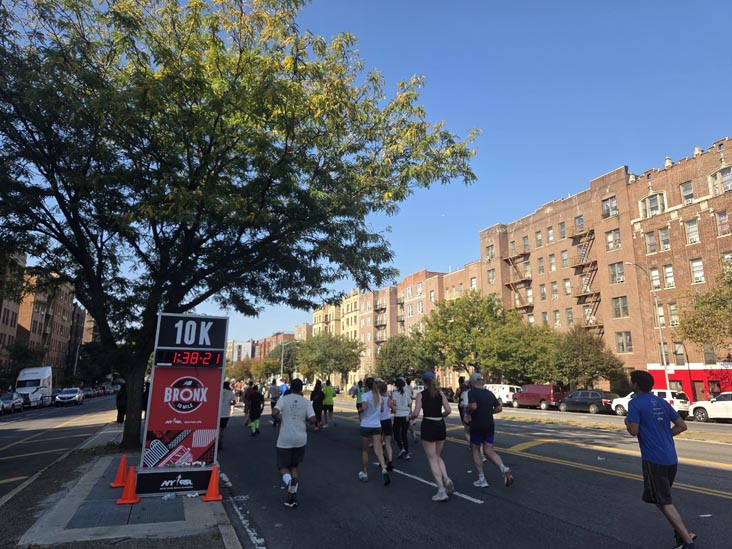 NYRR Bronx 10 Mile, 10K Marker, Grand Concourse, The Bronx, September 14, 2025