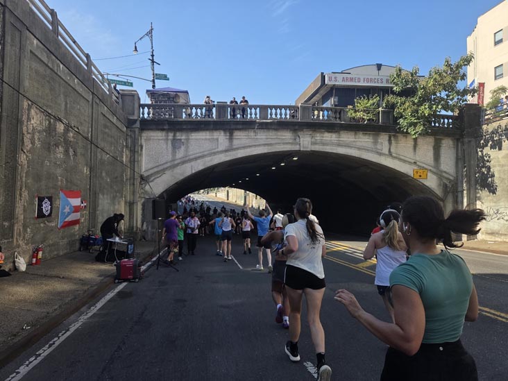 NYRR Bronx 10 Mile, Grand Concourse at Fordham Road, The Bronx, September 14, 2025