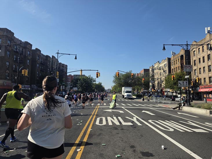 NYRR Bronx 10 Mile, Grand Concourse at East 184th Street, The Bronx, September 14, 2025