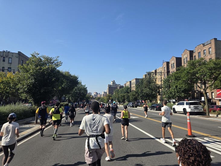 NYRR Bronx 10 Mile, Grand Concourse Near East 181st Street, The Bronx, September 14, 2025