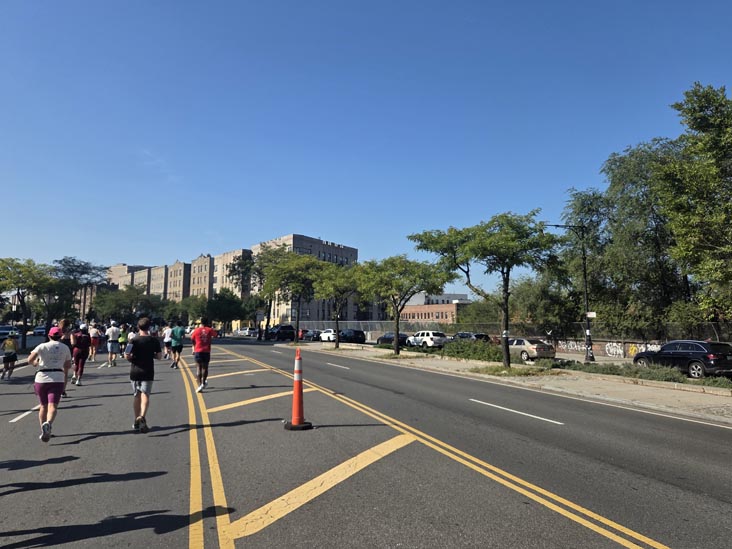 NYRR Bronx 10 Mile, Grand Concourse at the Cross-Bronx Expressway, The Bronx, September 14, 2025