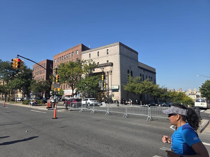 NYRR Bronx 10 Mile, Grand Concourse at East 169th Street, The Bronx, September 14, 2025