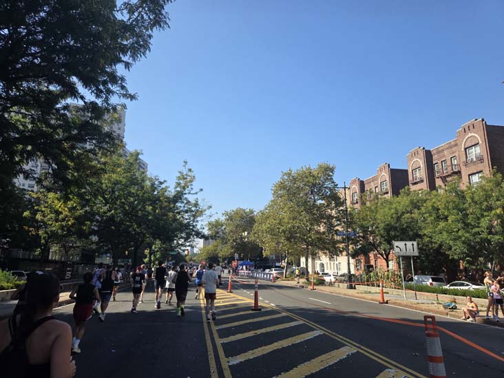 NYRR Bronx 10 Mile, Grand Concourse Near East 165th Street, The Bronx, September 14, 2025