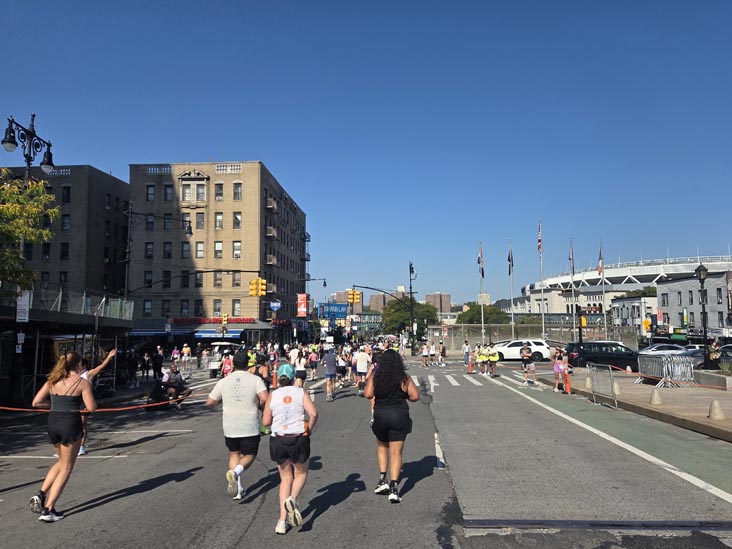 NYRR Bronx 10 Mile, East 161st Street at Walton Avenue, The Bronx, September 14, 2025