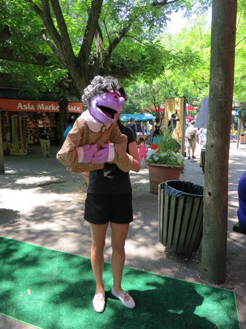 Avenue Zoo, Bronx Zoo, Bronx Park, The Bronx, July 12, 2012