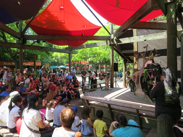 Avenue Zoo, Bronx Zoo, Bronx Park, The Bronx, July 12, 2012