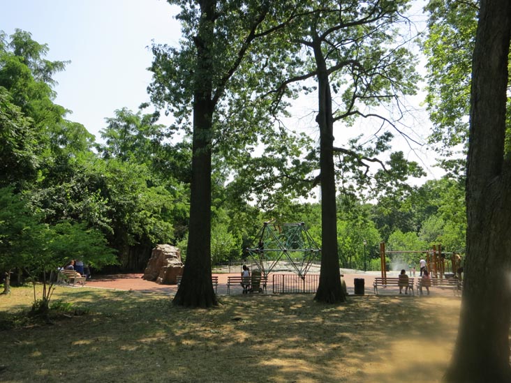 River Park, Boston Road and East 180th Street, The Bronx, July 12, 2012