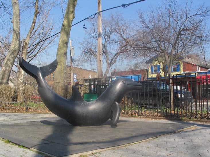 Hawkins Sitting Area, City Island, The Bronx
