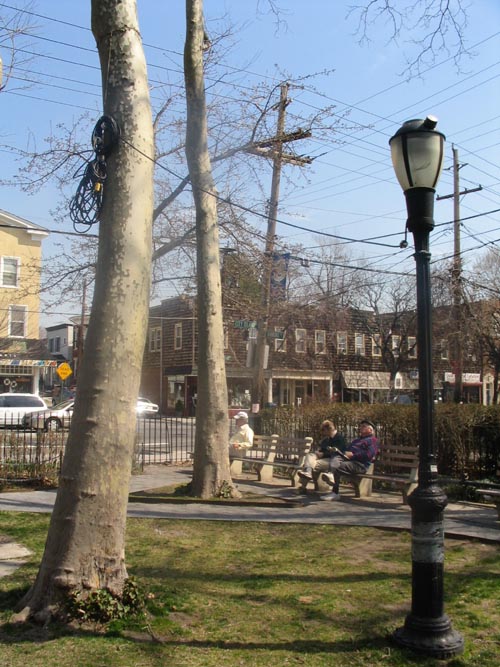 Hawkins Sitting Area, City Island, The Bronx