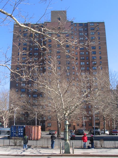 Lincoln Avenue, Graham Square, Mott Haven, The Bronx