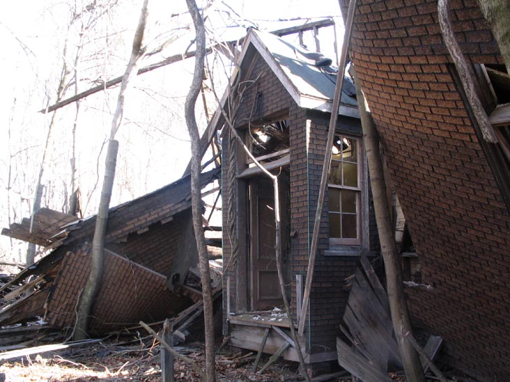Church, North Brother Island, East River, The Bronx