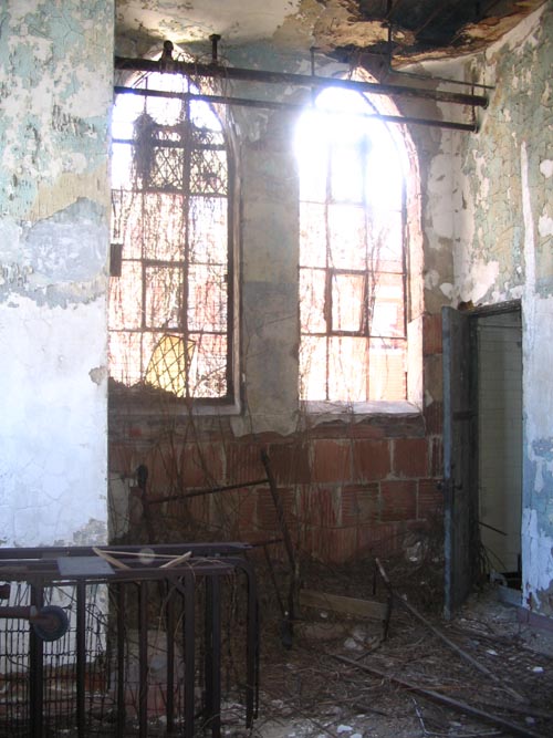 Morgue, North Brother Island, East River, The Bronx